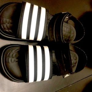 Adidas unisex sandal